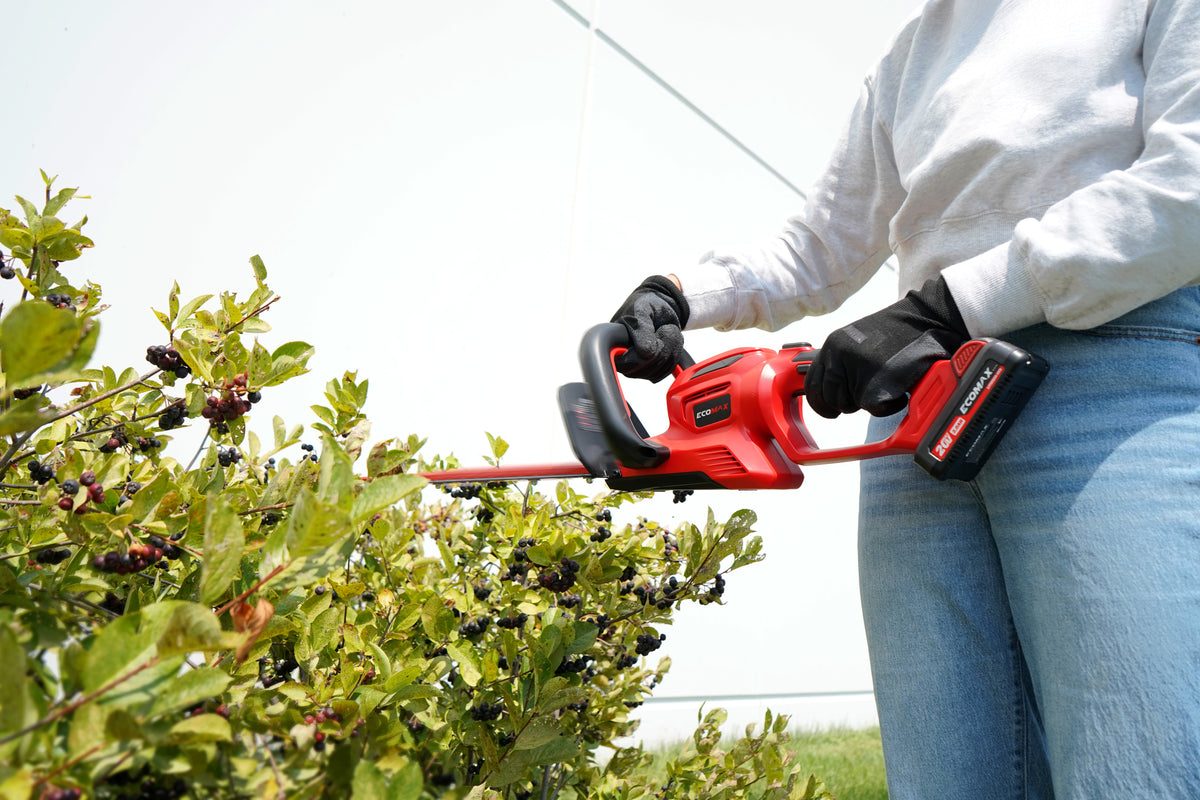 Ecomax 20V Brushed Hedge Trimmer - Tool Only